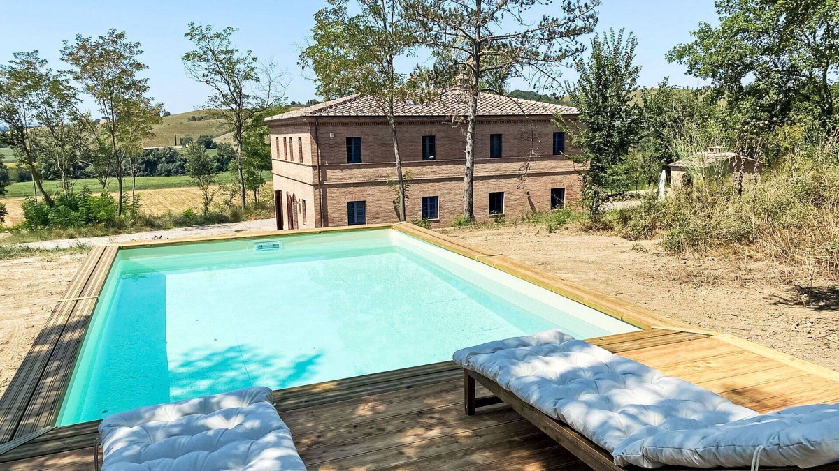 Bollano House | Private Villa with private pool, A/C, WIFI, TV, patio, pets allowed, panoramic view, parking