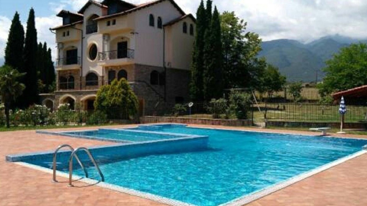 Leptokaria Villa | Private Villa with swimming pool - ideal family vacations in Greece!