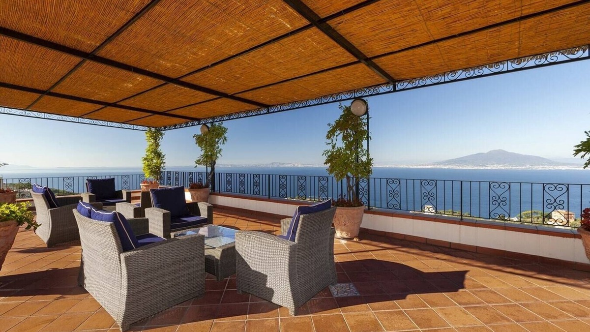 Priora Villa | Private villa with sea views and pool