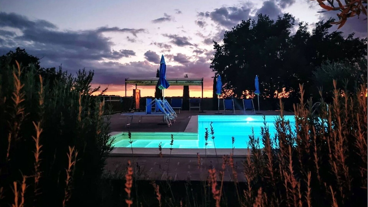 Cortona Old Town Villa | Private Villa with WIFI, private pool, A/C, TV, patio, pets allowed, panoramic view, parking