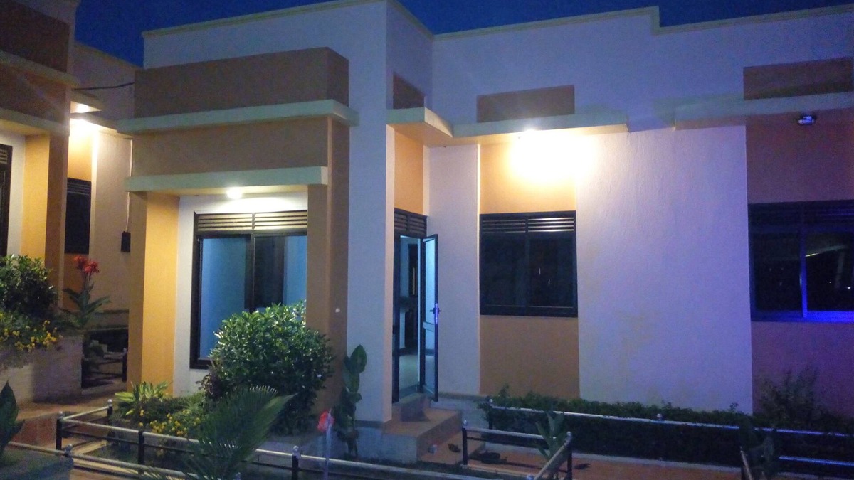 Seeta Villa | Private Villas Mbarara