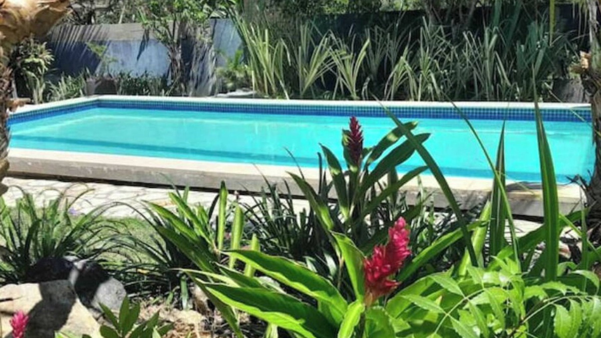 Qalito Island Villa | Private villas with POOL,AC free parking. Secluded and gated near surf spots.