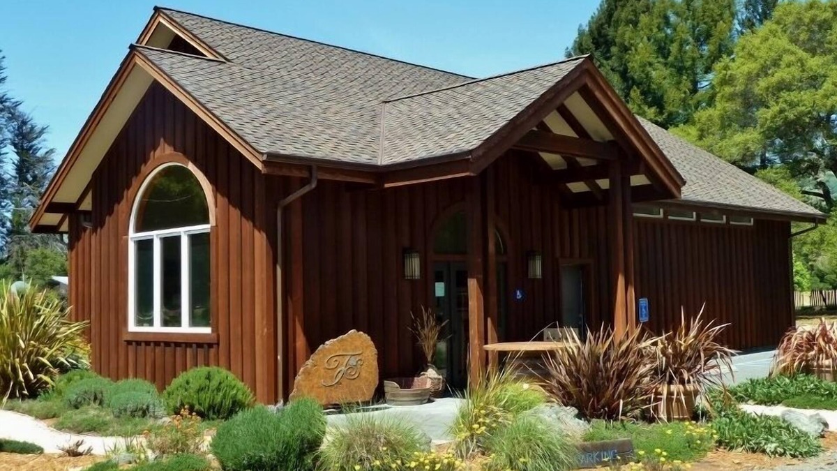Boonville House | Private Vineyard Guest House - Close to Dining, Wine Tasting
