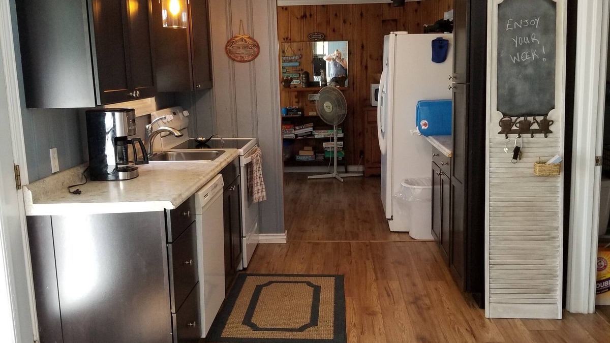 Georgian Bay Cottage | Private Walk In Sandy Beach in Muskoka