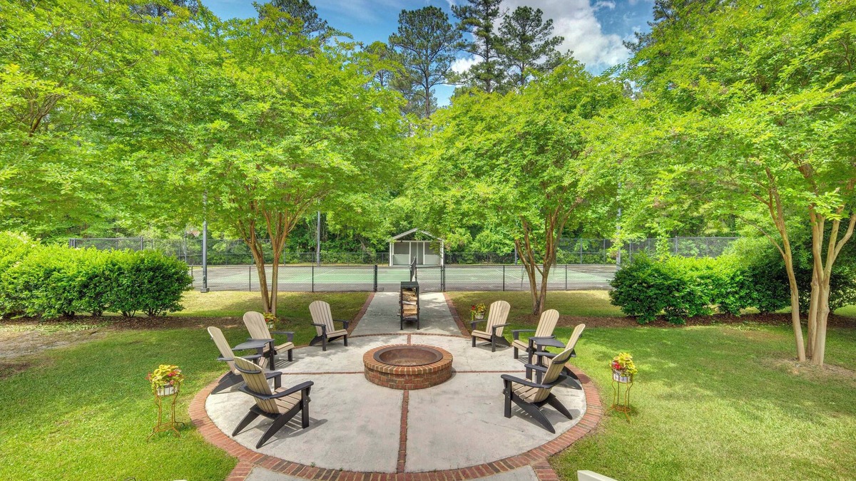 Ruffin House | Private Walterboro Estate w/Deck + Fire Pit!
