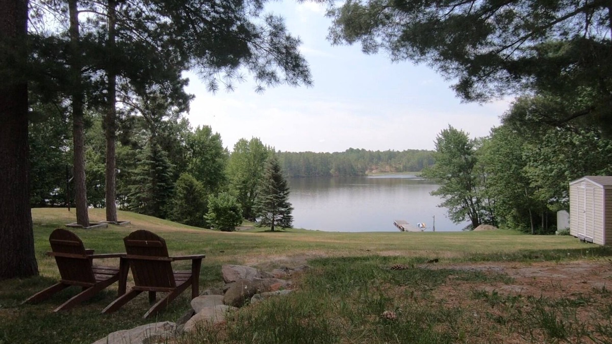 Lavigne House | Private Waterfront 4 Season Cottage - Must See!