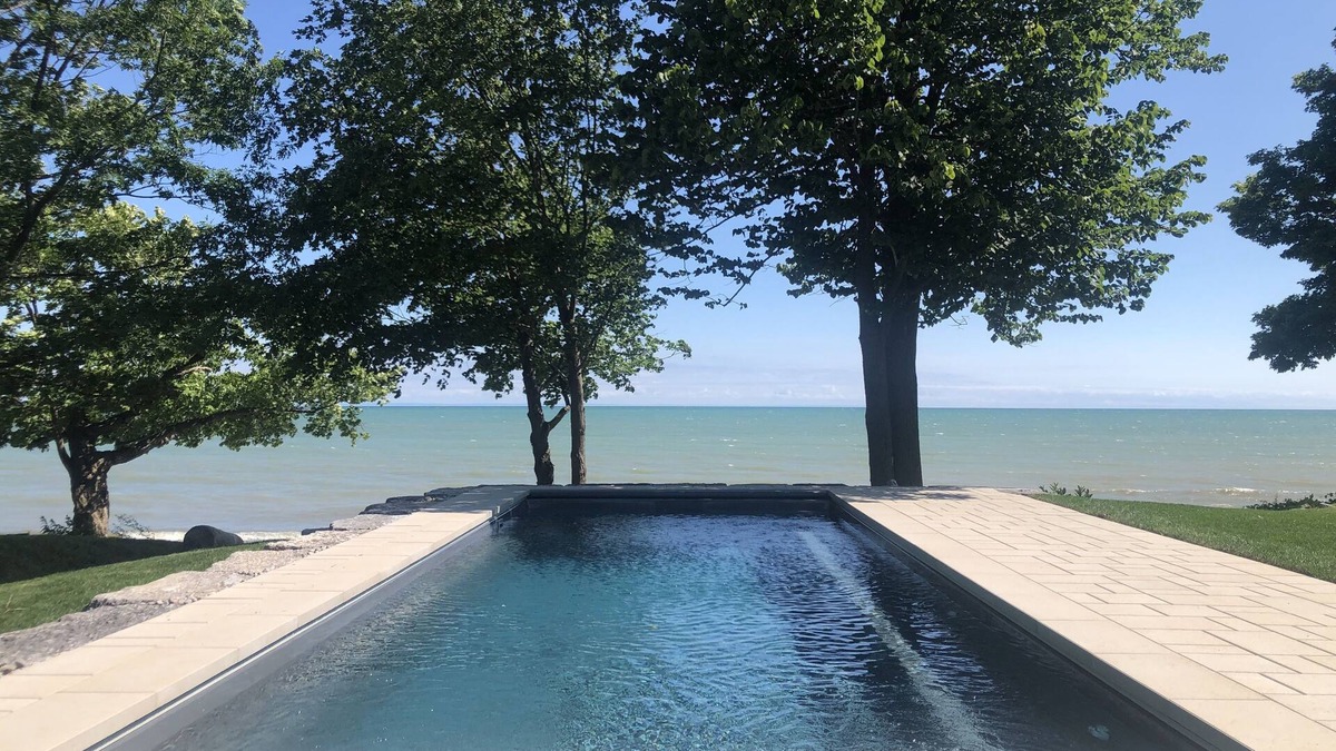Dunnville Cottage | Private Waterfront Lakehouse on Lake Erie