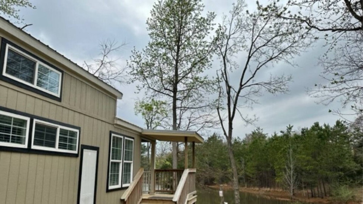 Lindale Cabin | Private Waterfront Lindale Cabin by Tyler and Horse Park