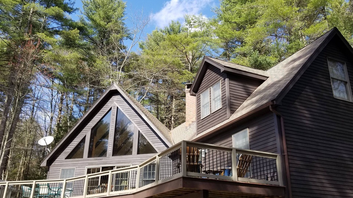 New Marlborough House | Private Woodland Getaway minutes from Ski Butternut