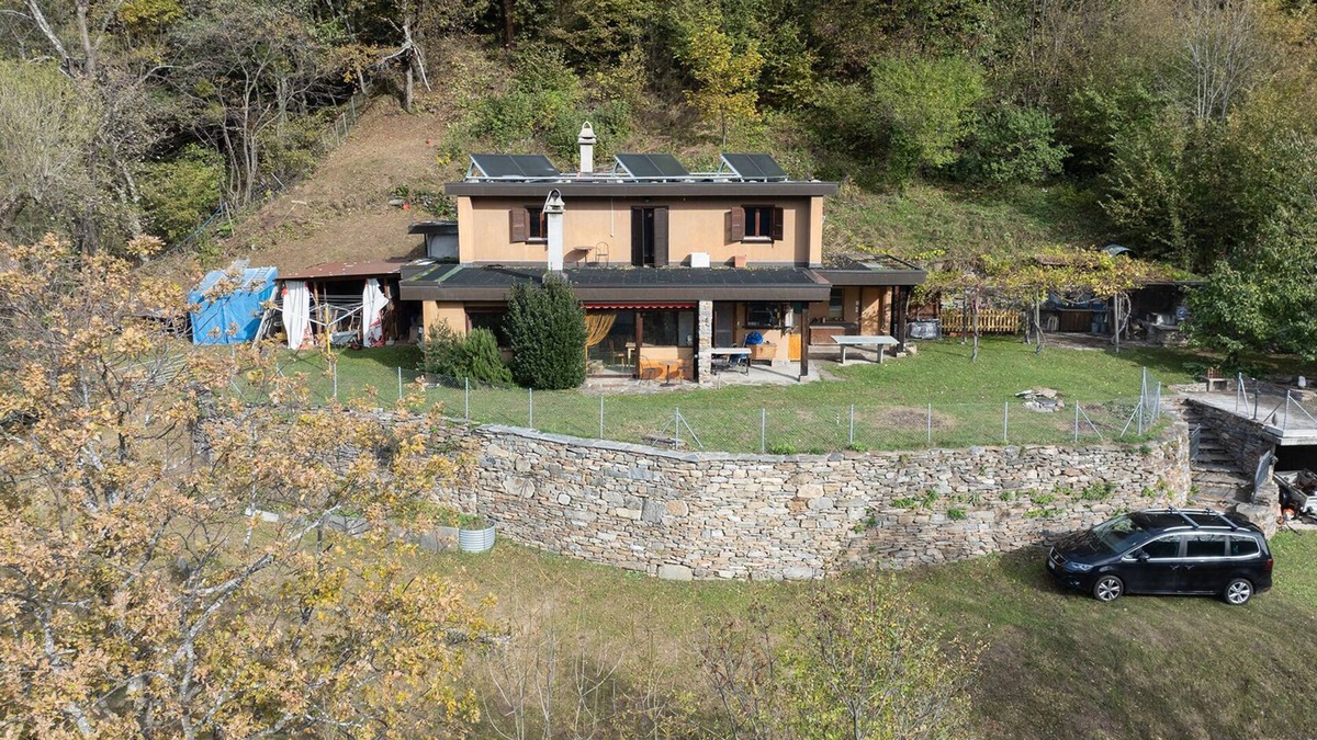 Cavagnago House | Private, yet so close to the action!