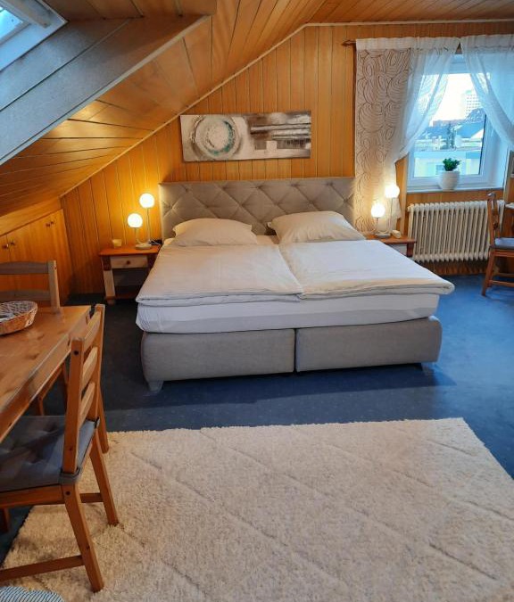 Haunstetten-Sud House | Privatzimmer in Augsburg-Haunstetten