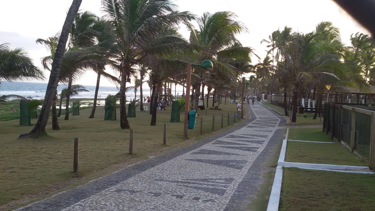 Pouso Alegre Buraquinho Apartment | PRIVILEGED SEAFRONT LOCATION, MAID SERVICE, 24-HOUR RECEPTION