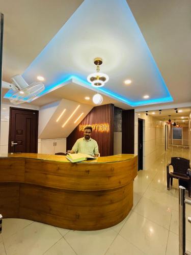 Kozhikode Hotel | Priya lodge