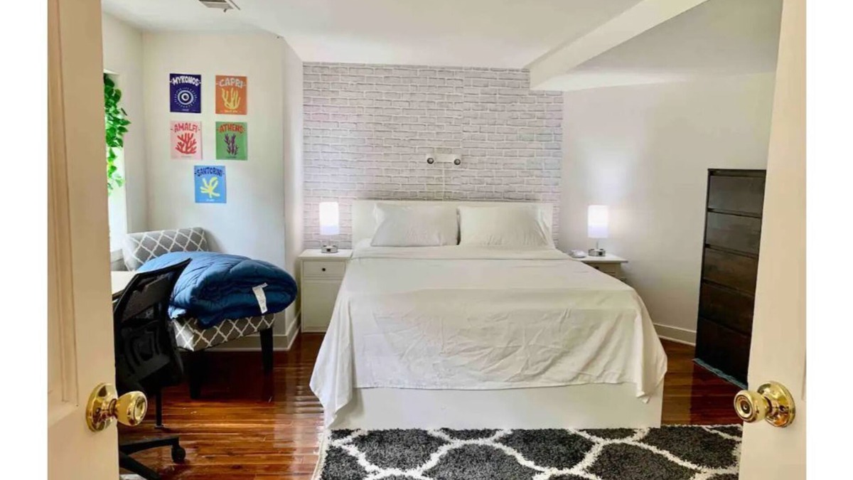 Reed-Cooke Apartment | Pro Clean 96-Walk Score Adams Morgn/U St Cozy!