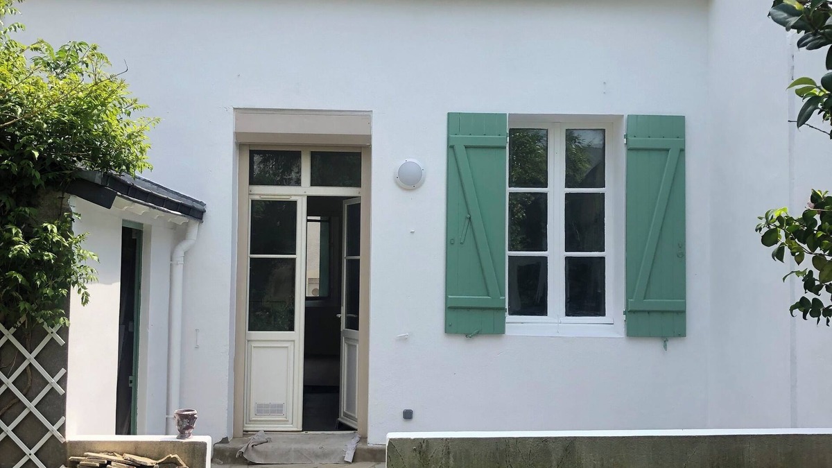 Saint-Nazaire House | Proche Bord de Mer, Charmante Maison de Ville Rénovée Avec Terrasse et Jardin