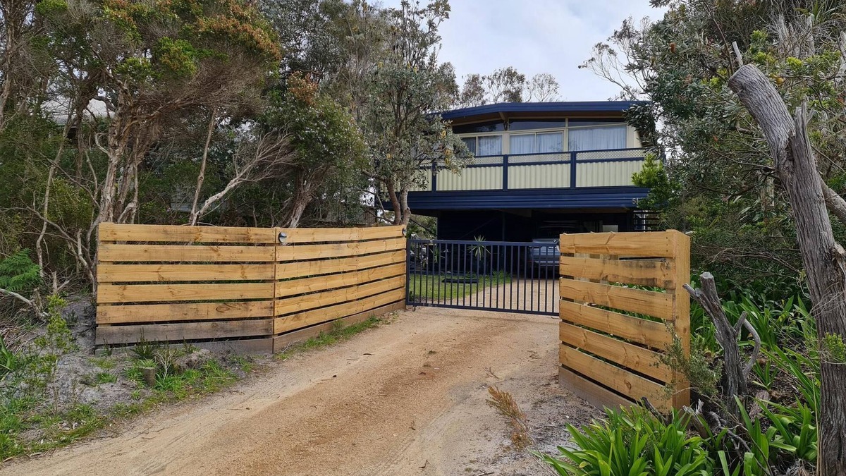 Walkerville House | Prom Views Holiday Stay