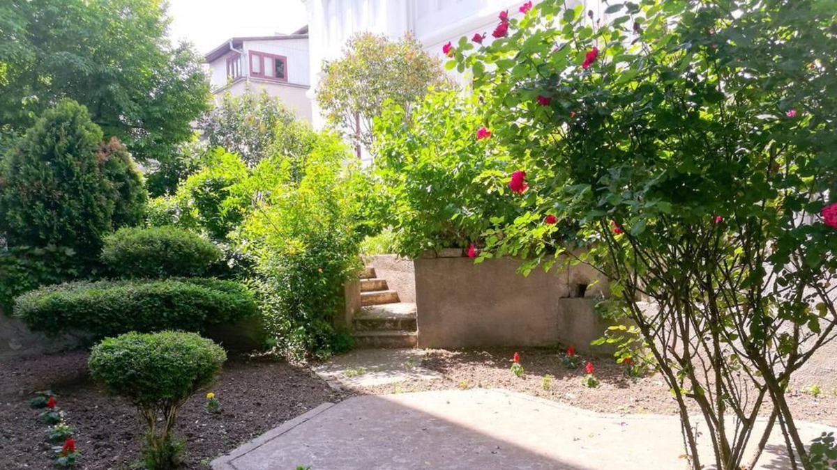 Old Town Apartment | Promenada Apartment enjoys a location in Constanţa Old Town
