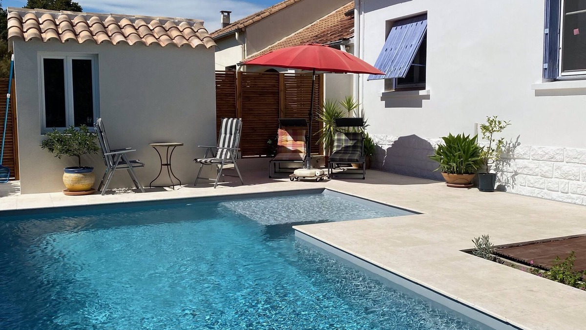 Jacou Villa | PROMO ETE Quiet villa with pool and wooded garden near the sea.