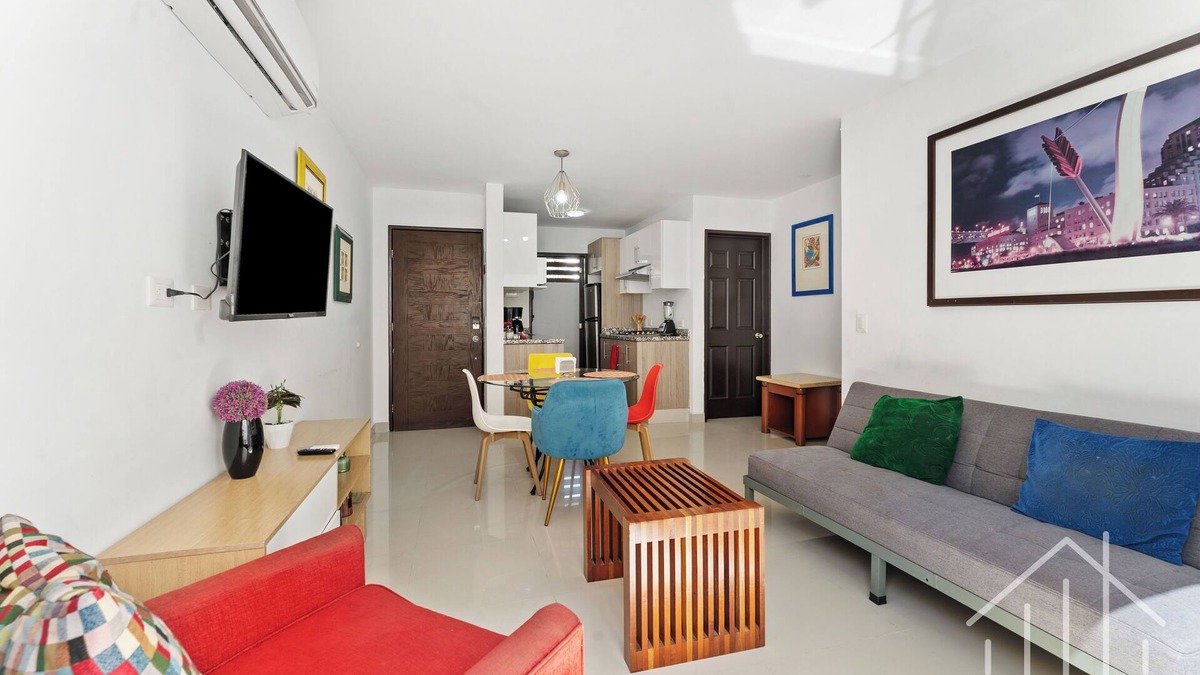 Cerritos Apartment | Promo!-Pool-Sleep 6-Near Beach & Water Park-Gated