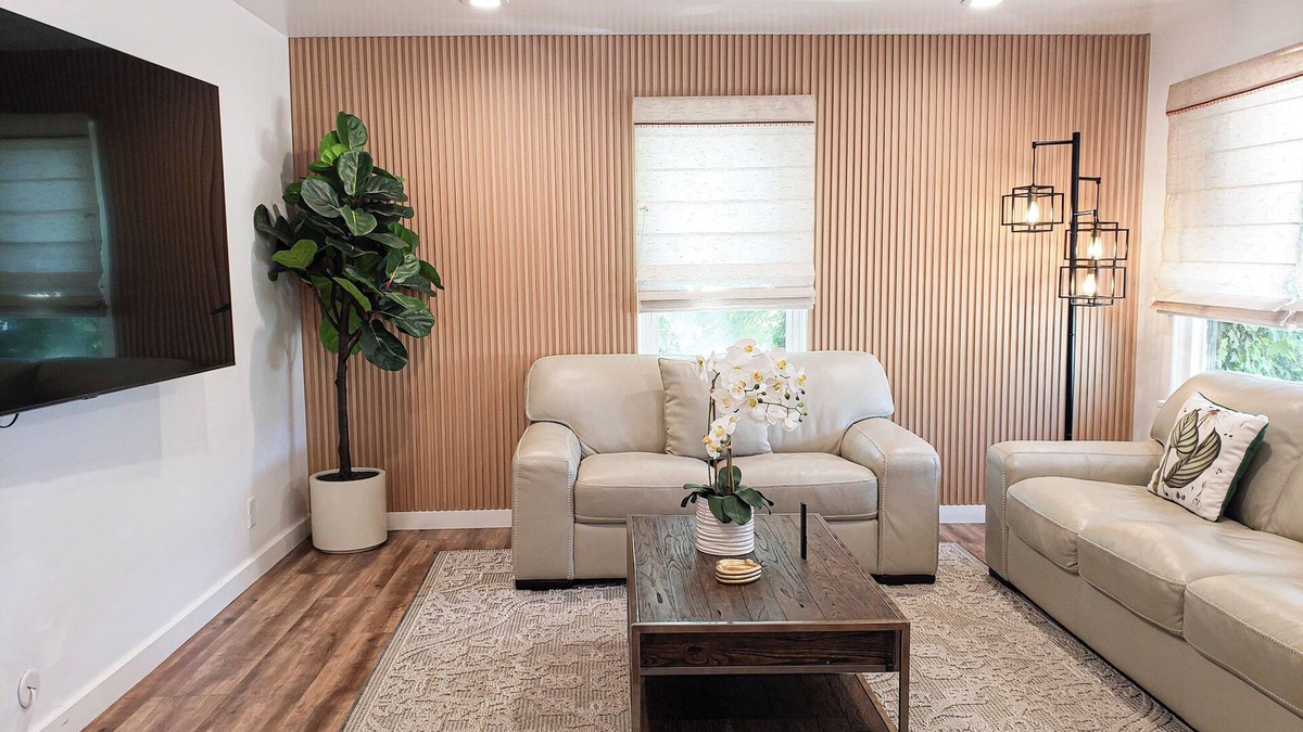 East Central House | PROMO-Private Home+Fully Fenced Yard+E. Sugarhouse+Backyard Refuge w Gazebo+SPA!