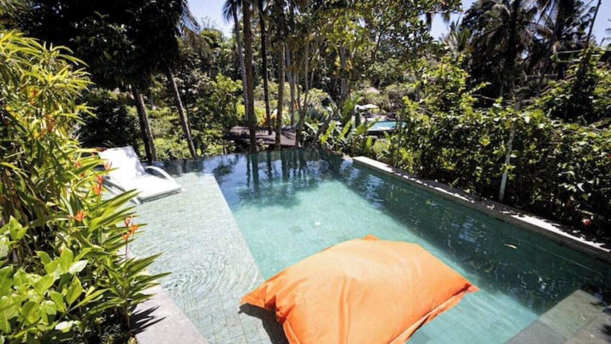Pengosekan Apartment | ❤ PROMO! Private pool with view near Yoga Barn ❤
