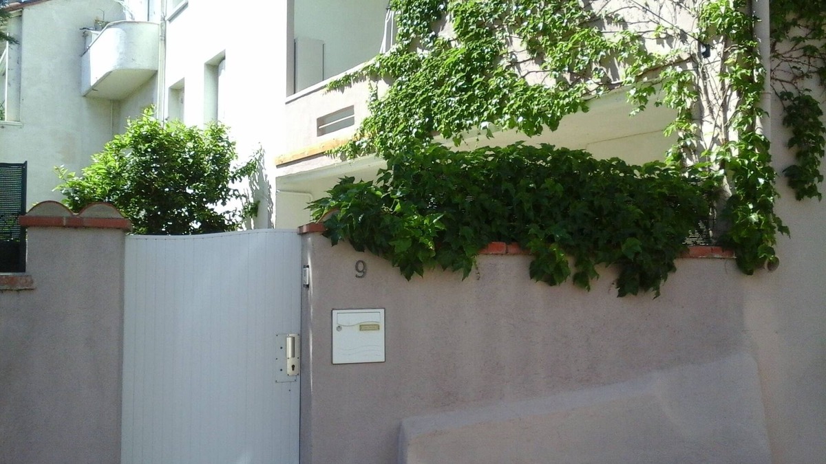 Saint-Martin Apartment | promo!T2 55M2/3 PERS/PRIVATE PARK/BUS 1 € BEACH/AIR CONDITIONER IF NEEDED