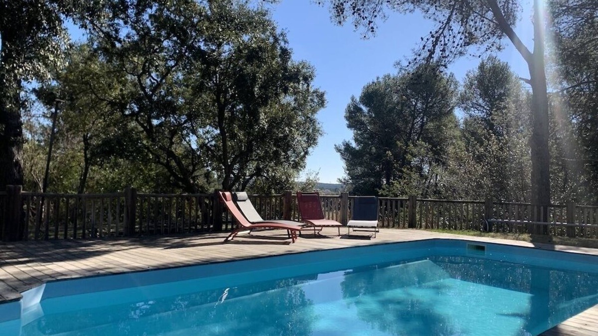 Saint-Jean-de-Cuculles Villa | PROMO Villa with pool close to nature
