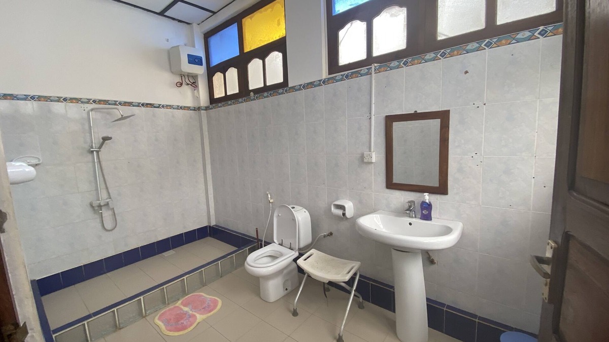 Bouvet Island Apartment | Property at the heart of stone town close to everything a minute from the beach