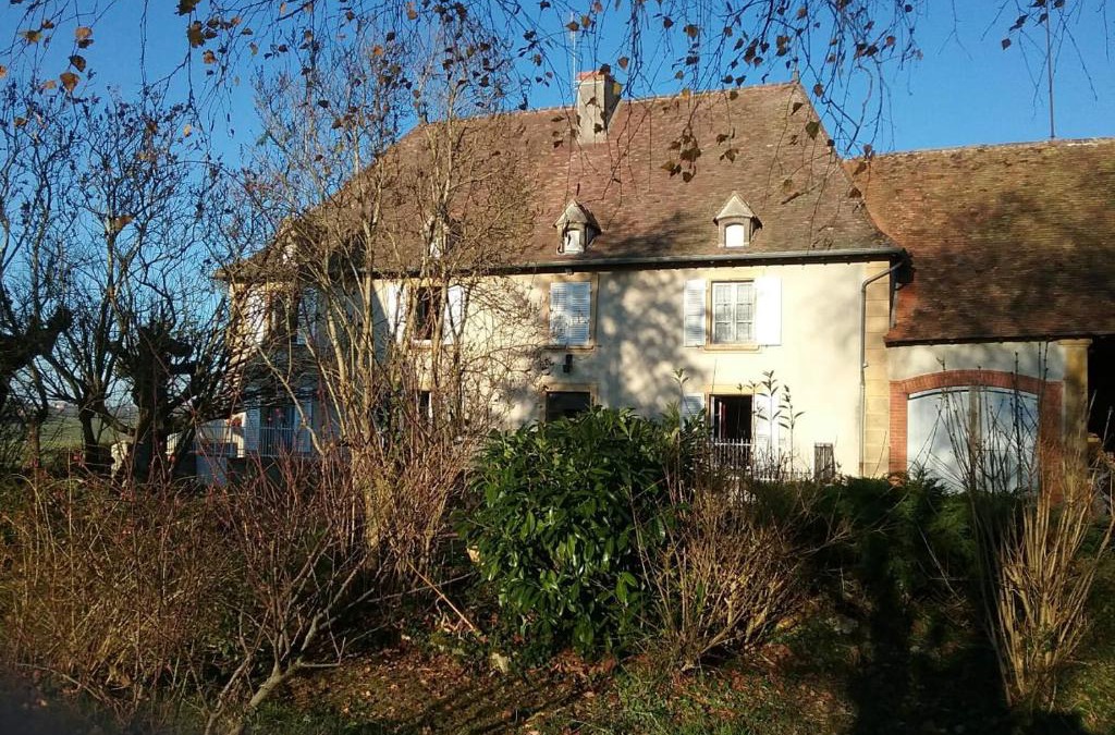 Vauban House | propriété familiale MERLE proche PARAY LE MONIAL
