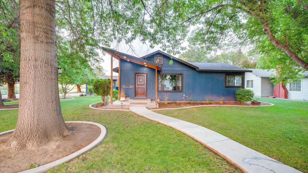 Prosser House | Prosser Home w/Stunning Outdoor Space!