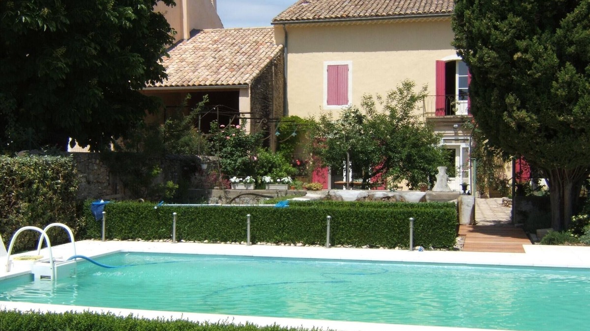 Sainte-Cecile-les-Vignes House | Provence-Charming house with garden and swimming pool, up to 10 people