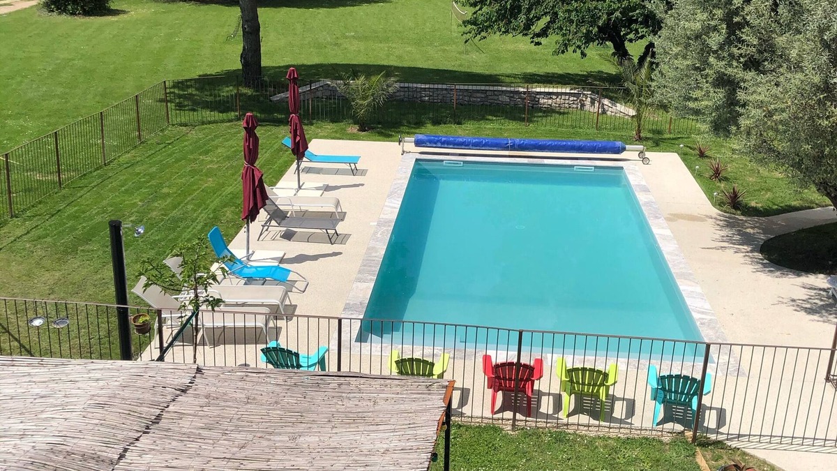 Sauzet House | Provençal farmhouse in the countryside, private heated pool from May 1st.
