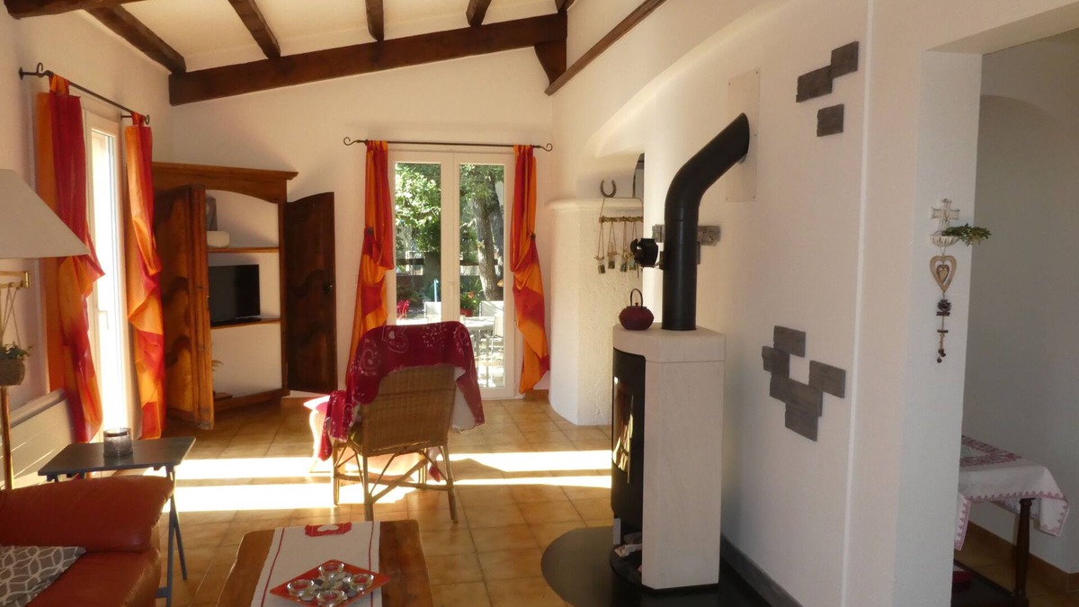 Les Salles-sur-Verdon House | PROVENCE: HOUSE IN LES SALLES/VERDON, 400 M FROM LAC DE SAINTE-CROIX, GORGES DE L'OUEST