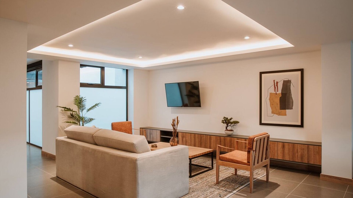 Las Lomas I Apartment | Provenza! Private Jacuzzi/Roof Top 3 BR/AC - 301