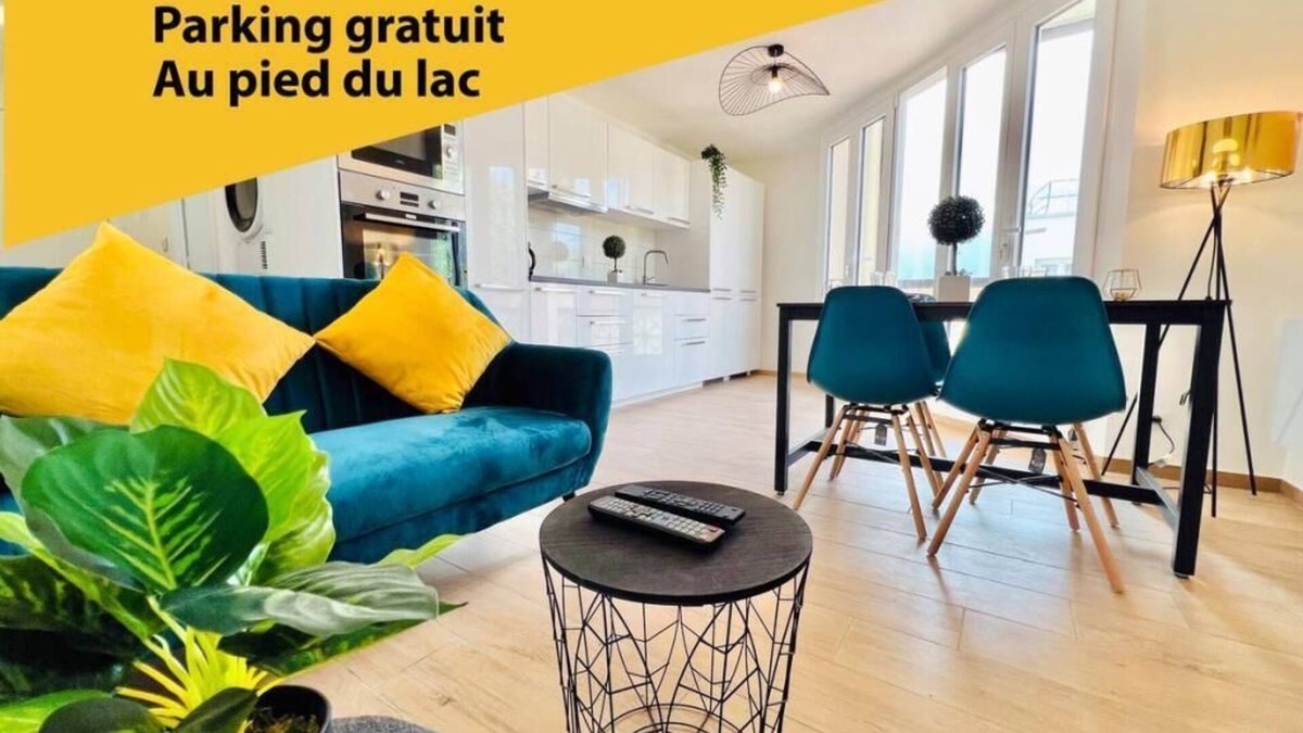 Cergy Apartment | Providence - Luxurious and cosy