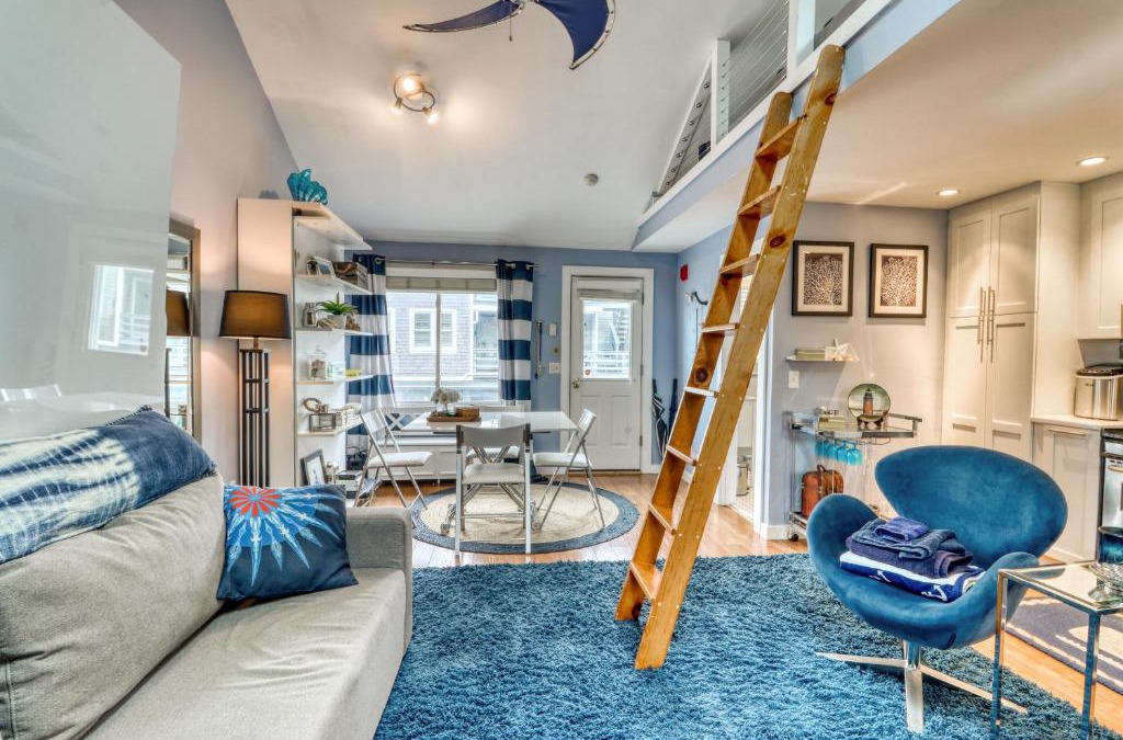 Provincetown Hotel | Provincetown Waterfront Studio
