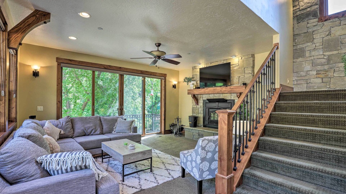 Snowbird Cabin | Provo Canyon Cabin 'Treehouse' w/Mountain Views