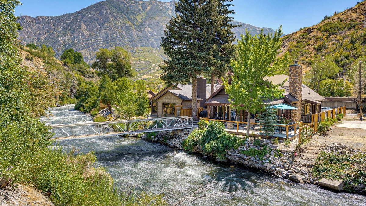 River Bottoms Cabin | Provo River Cabin w/Private Bridge & Trail Access