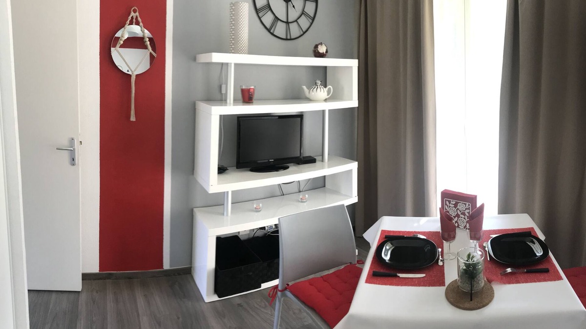 Saint-Gatien-des-Bois Apartment | PROXIMITY HONFLEUR WIFI PARKING SWIMMING POOL