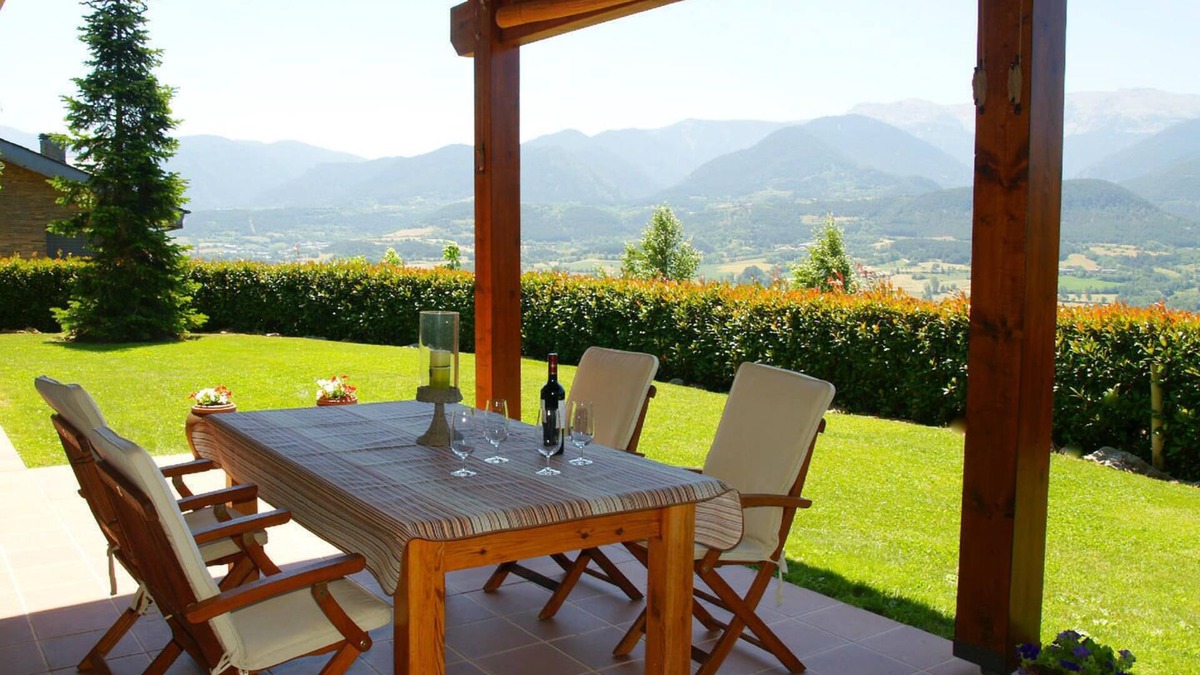 Prullans House | PRULLANS II - Five Bedroom House, Sleeps 10