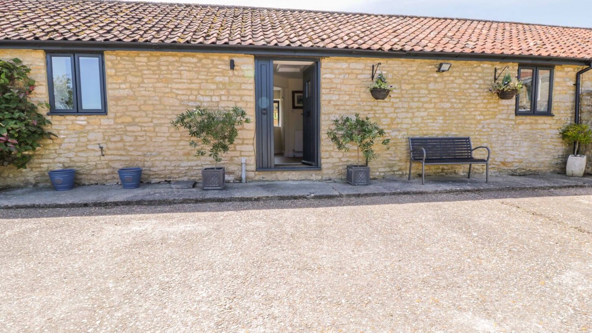 Charlton Horethorne House | PUDDLEDUCKS, pet friendly, with a garden in Sherborne