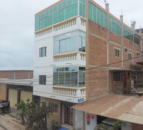 Puerto Pizarro Hotel | Puerto Pizarro INN