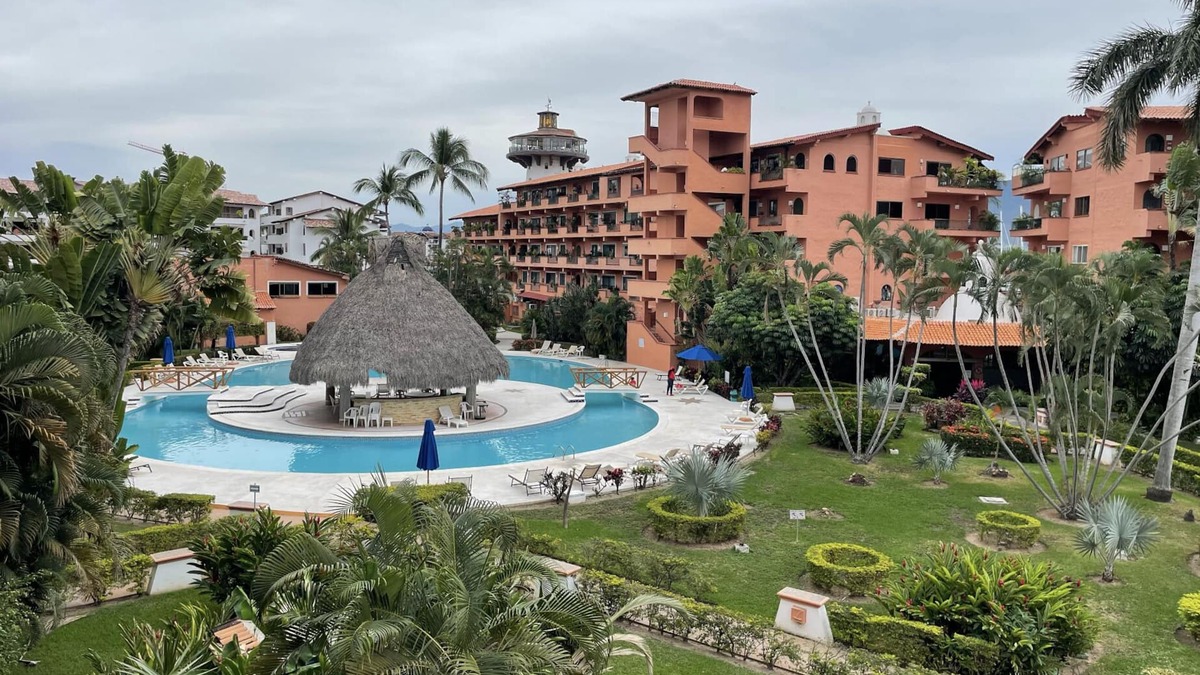 Marina Vallarta Condo | Puesta del Sol 2 bdr condo in malecon de la Marina