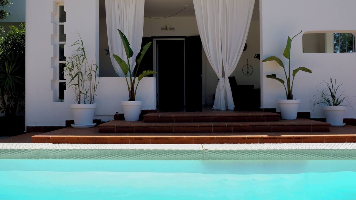 Capitolo Villa | PUGLIAMANDIA: a "relaxing" vacation among ancient olive trees and crystal clear sea!
