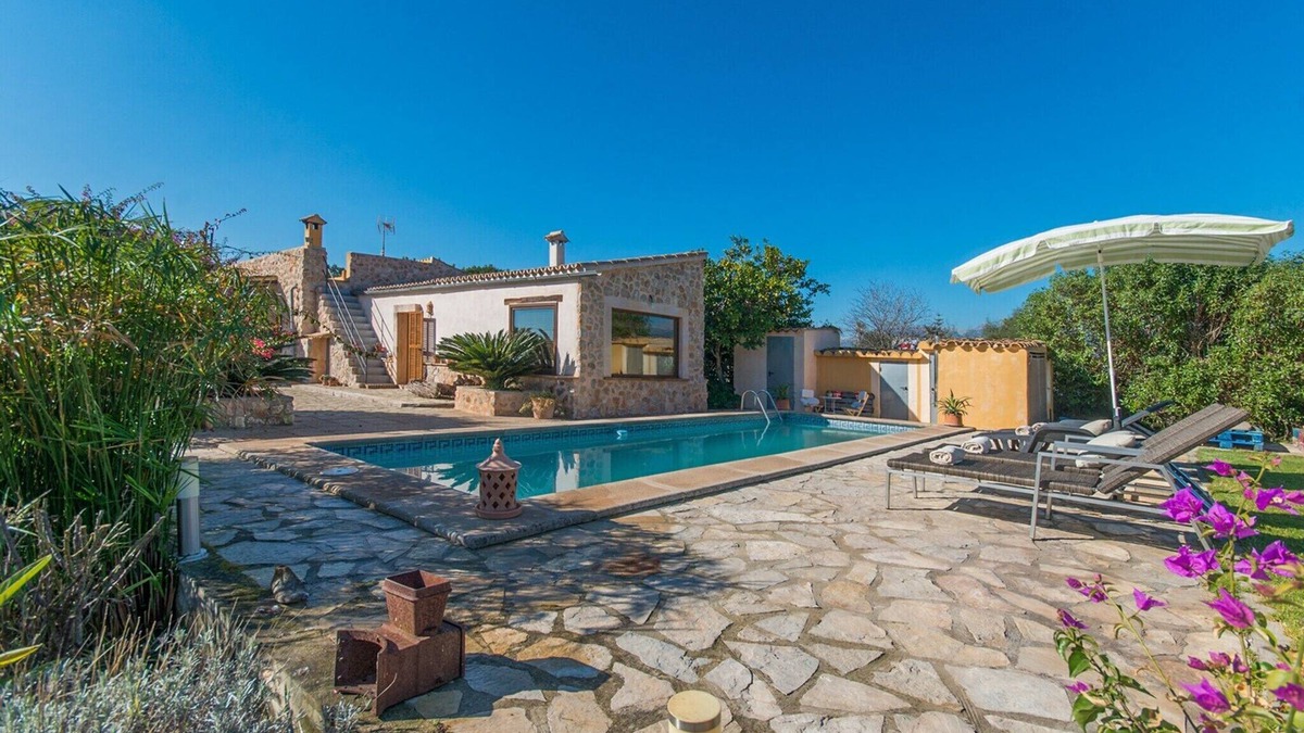 Inca House | Puigmaria in Mallorca with Pool & Near Inca