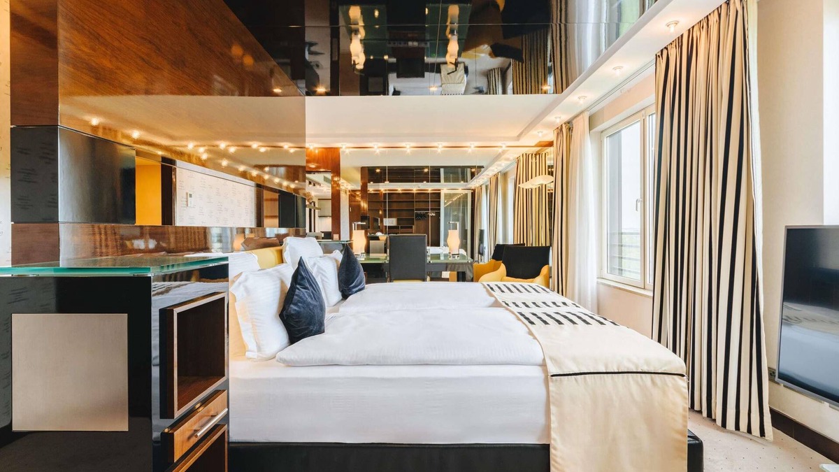 Tiergarten Hotel | Pullman Berlin Schweizerhof