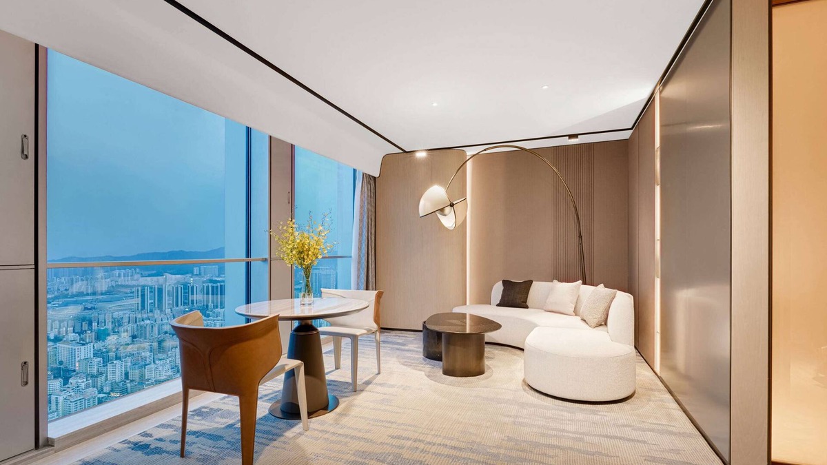 Longhua District Hotel | Pullman Shenzhen North
