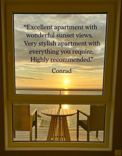Strand Apartment | Pulpit Rock - Home with balcony & amazing views