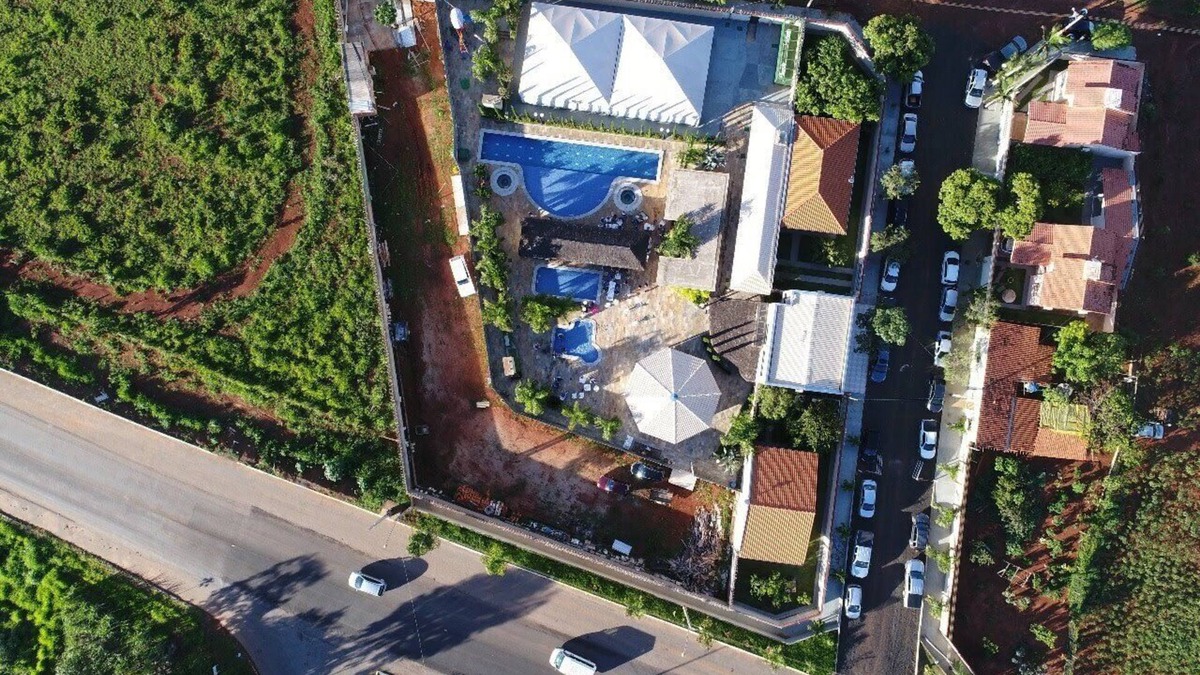 Setor Lagoa Quente House | PUNTA CALDAS > CASA 1 > R$686/CASA/NOITE > ACOMODA ATÉ 10