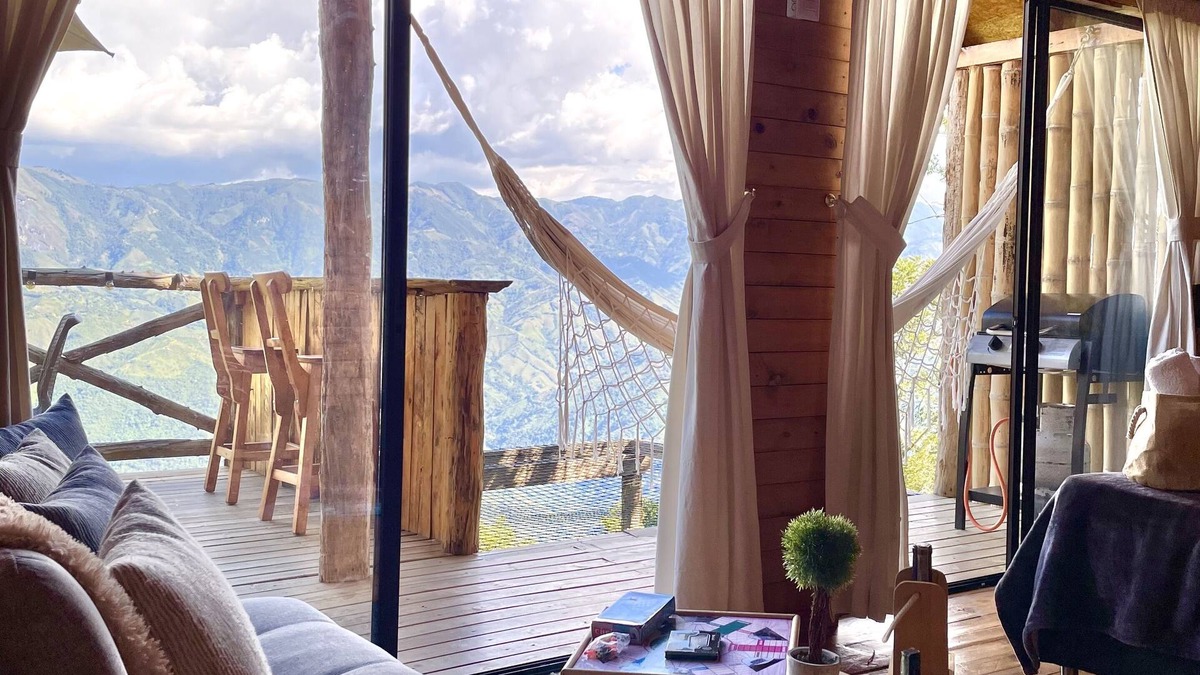 Santa Barbara Cabin | Punta del Indio cabin in the mountains of Colombia